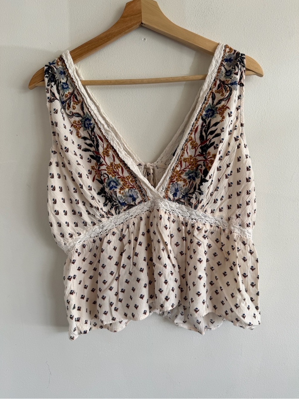 Daytrip Cream Floral Embroidered V-Neck Peplum Camisole